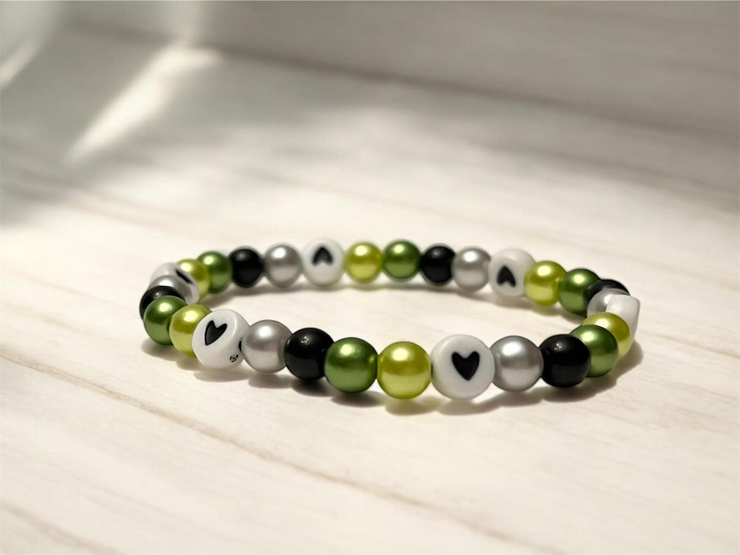 Aromantic Armband med pärlor och hjärtan för Pride-säsongen HBTQ+ smycken Aromantic flaggfärger
