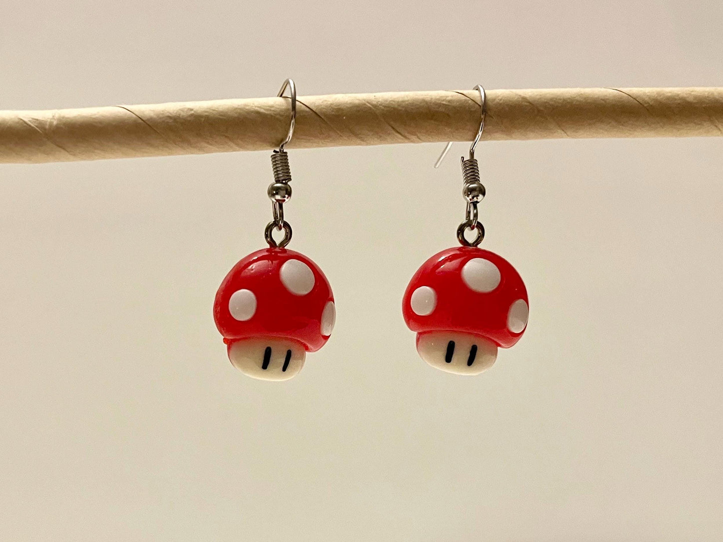 Super Mario Mushroom Örhängen Videospelsmycken Retro Gaming Present till Gamer Super Mushroom Örhängen Droppörhängen Super Mushroom Berlock