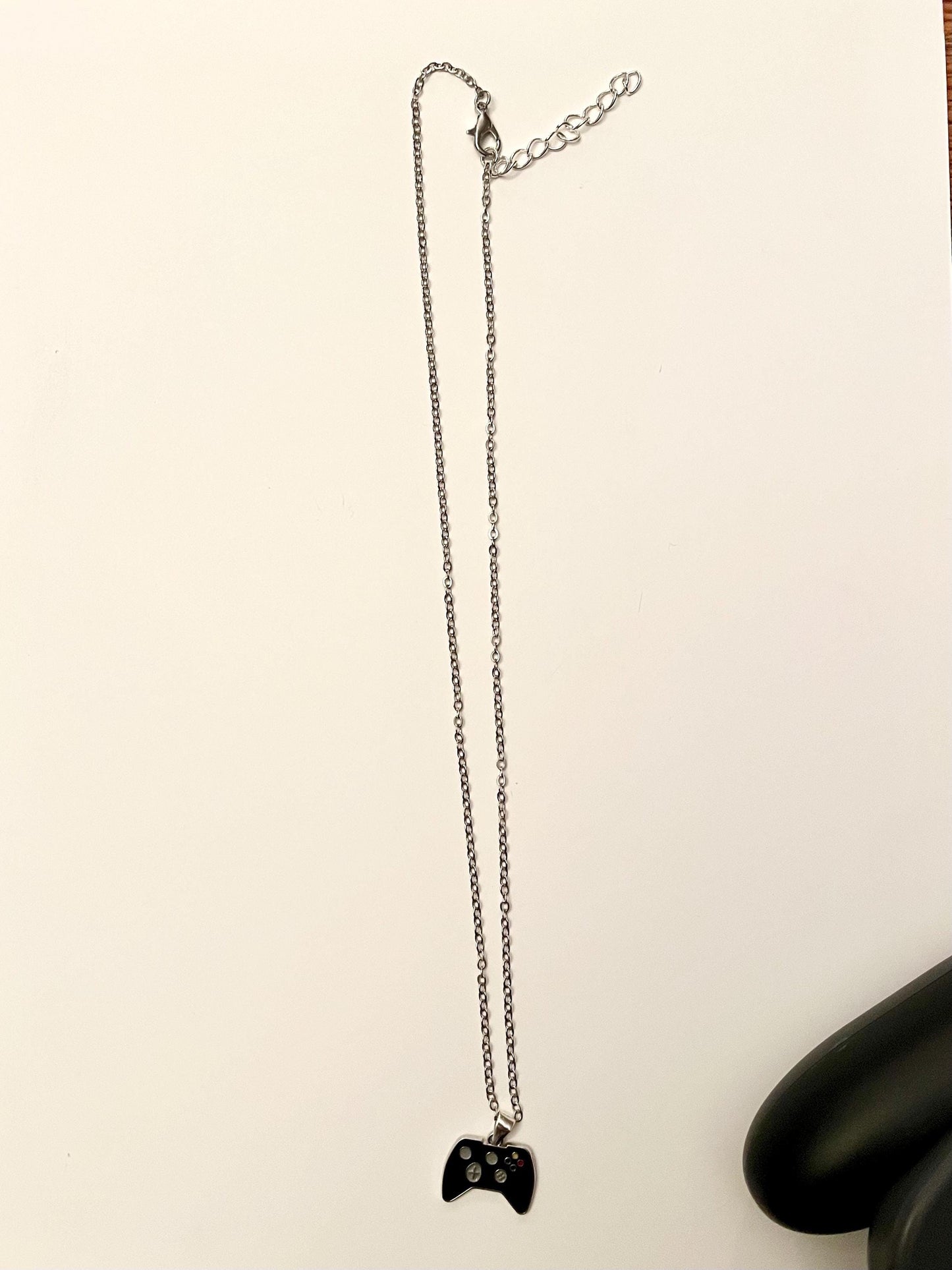 Spelkontroll halsband för gamer Present Tv-spel smycke Handkontroll berlock Spelhalsband Rostfritt stål