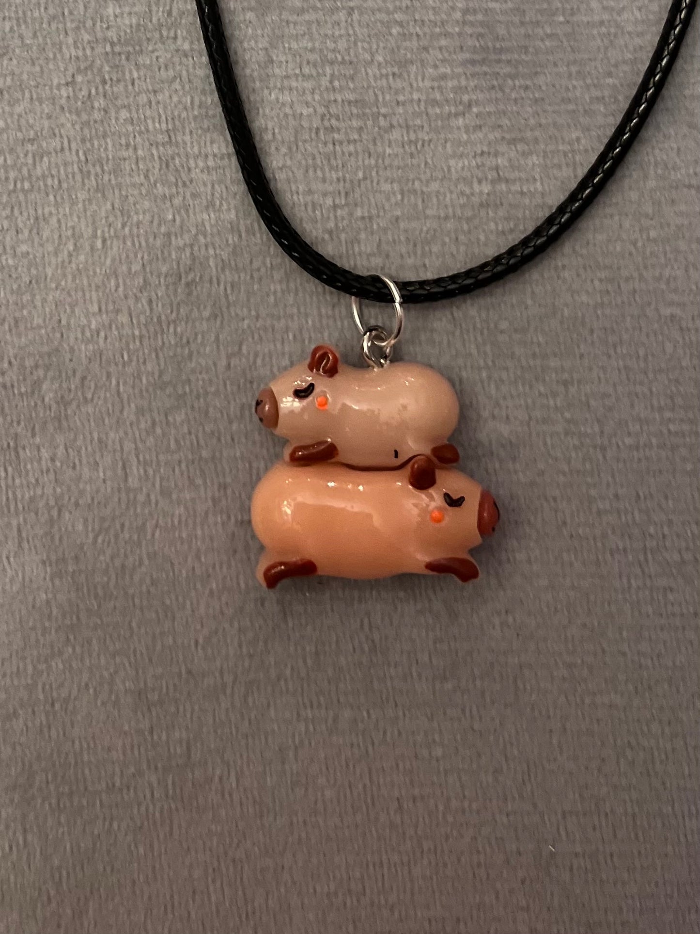 Capybara Necklace Cute Animal Jewelry Kapibara Charm Kawaii