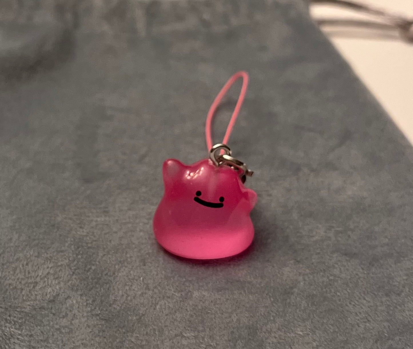 Luminous Ditto Phone Charm Pokémon Jewelry Ditto Keychain Pokémon Shiny Ditto Phonestrap for Pokémon Fan Gift