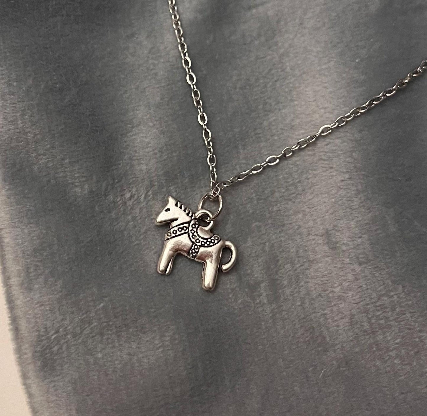 Dalahäst Halsband Silver Imitation Svensk Souvenir