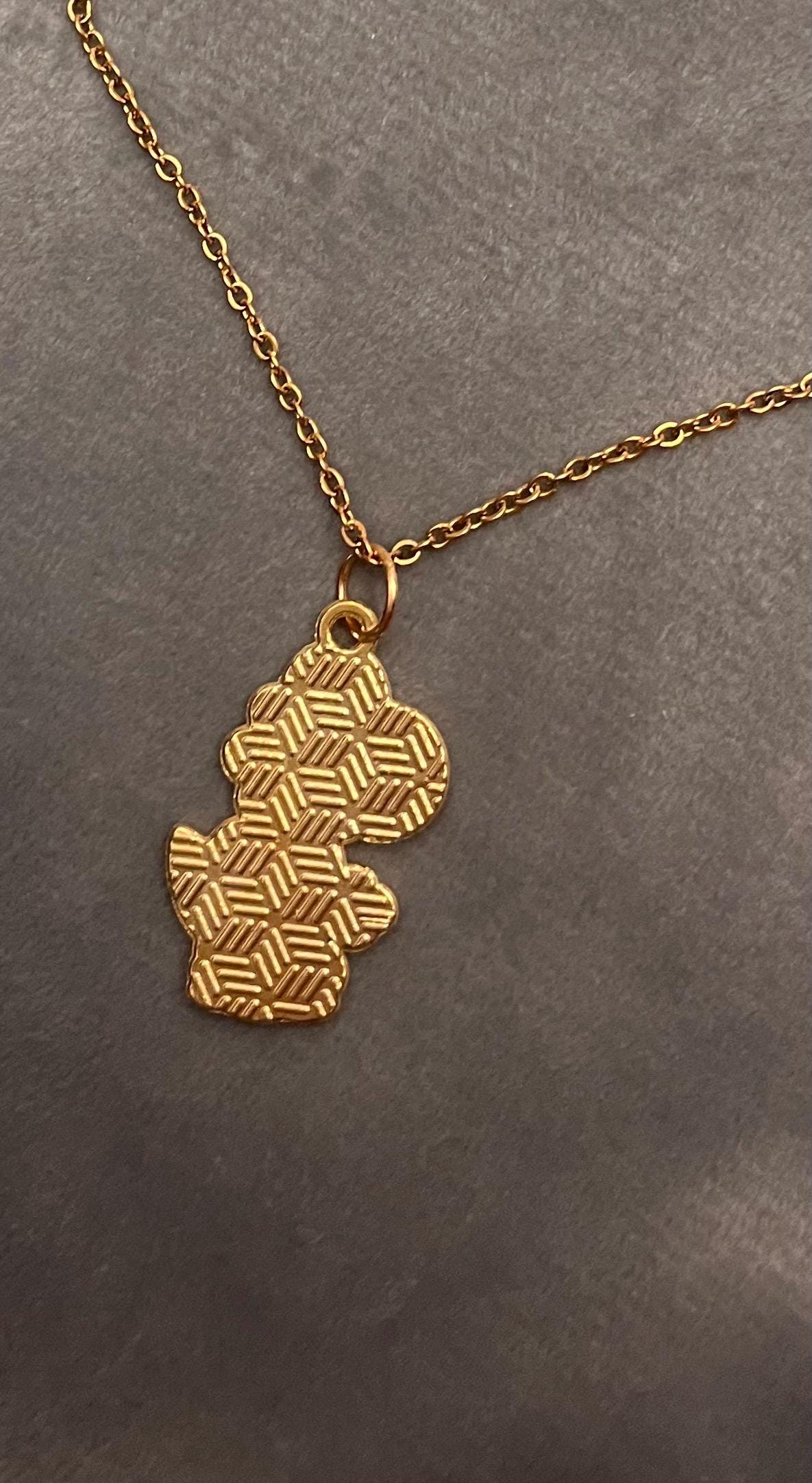 Nintendo Yoshi Necklace with Charm Nostalgic Gift for Retro Gamer Handmade Video Game Jewelry Yoshi Pendant Gold Yoshi Necklace