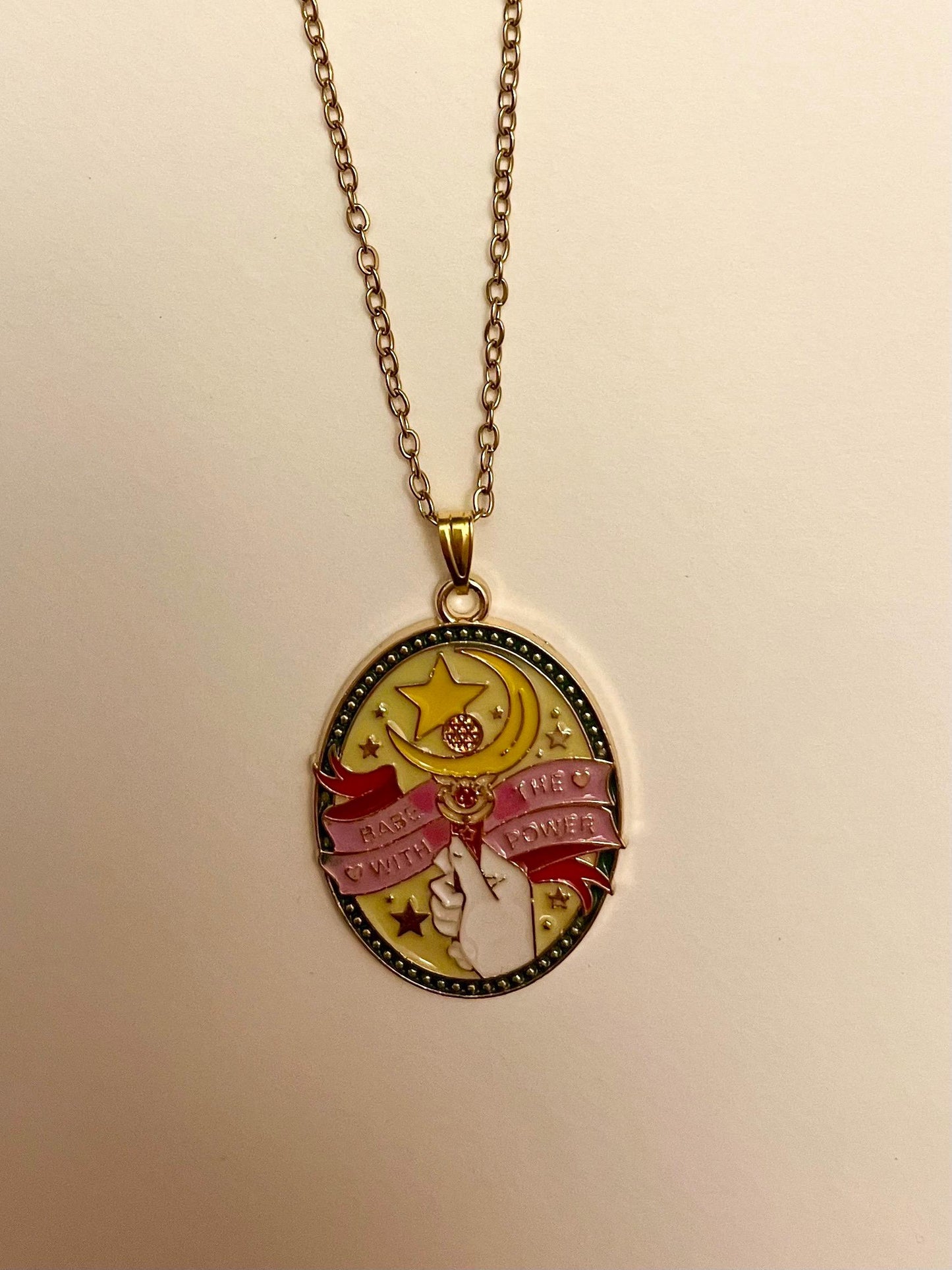 Sailor Moon Halsband Babe With The Power Anime Smycke Present till Sailor Moon-fan Sailor Moon Merchandise Guldimitation halsband Sailor Moon