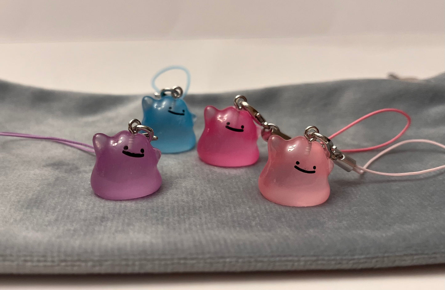 Luminous Ditto Phone Charm Pokémon Jewelry Ditto Keychain Pokémon Shiny Ditto Phonestrap for Pokémon Fan Gift