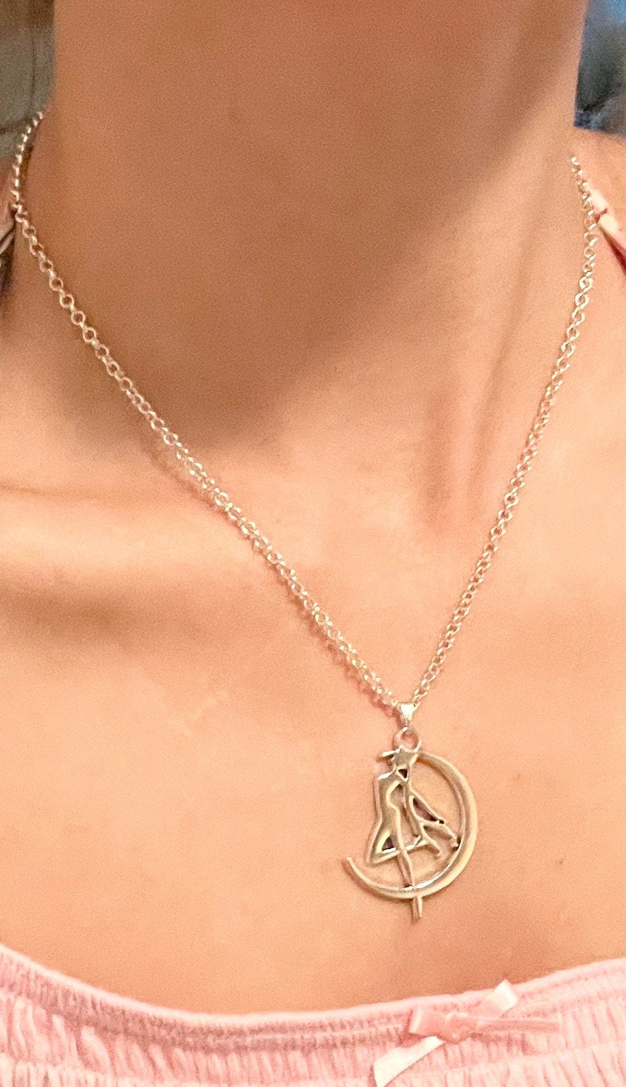 Sailor Moon Halsband Anime Smycken Present till Sailor Moon-fan Sailor Moon Merchandise Silver imitation 
