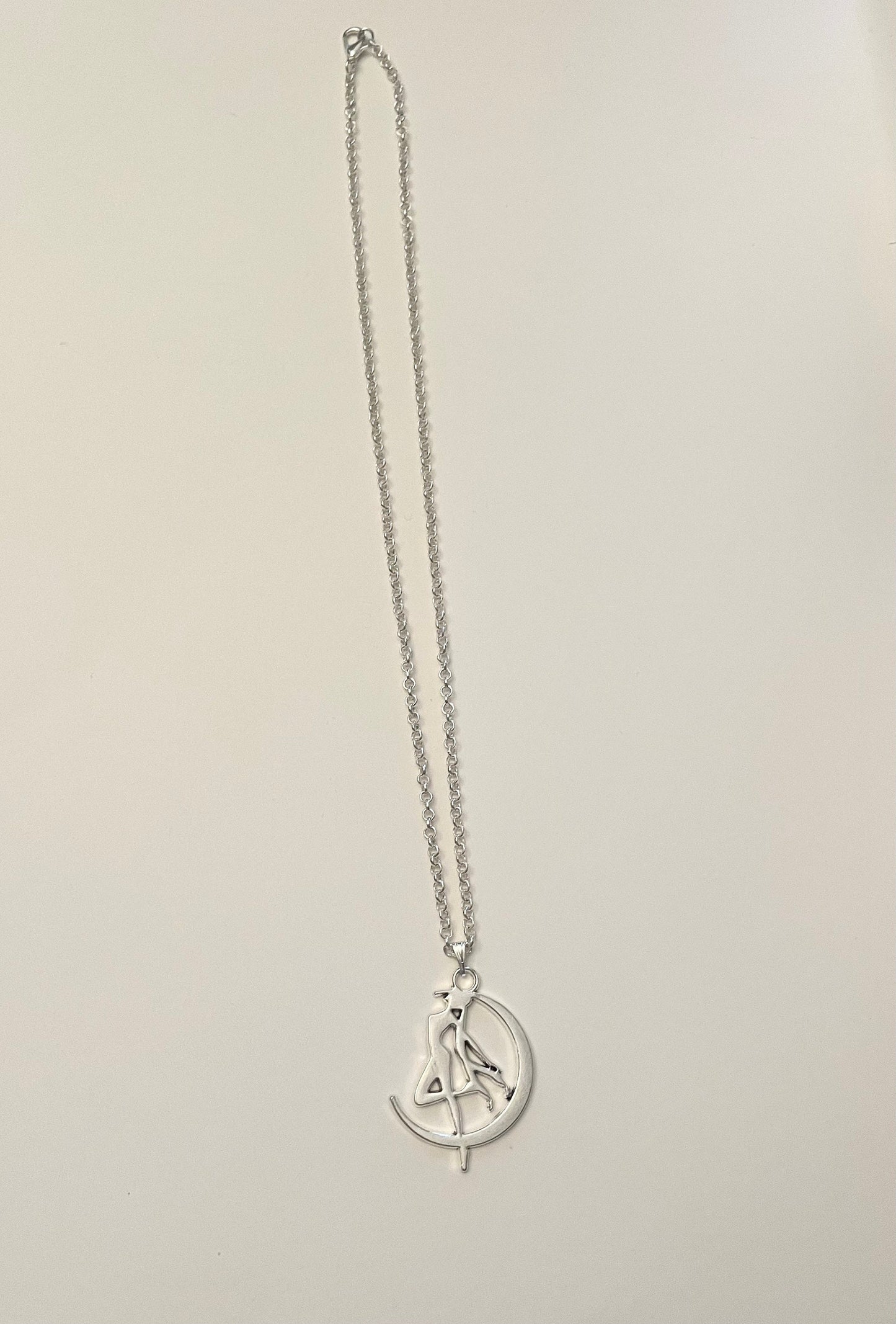 Sailor Moon Halsband Anime Smycken Present till Sailor Moon-fan Sailor Moon Merchandise Silver imitation 