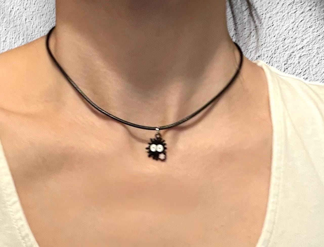 Susuwatari Choker Studio Ghibli Halsband Black Soot Sprite Smycken Makkuro Kuroske Konpeitou Halsband för Ghibli-älskare Present