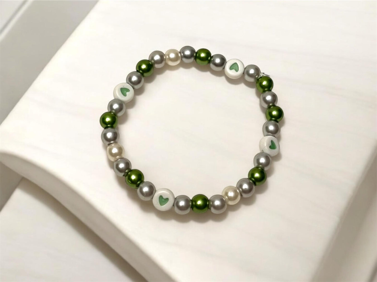 Gray-romantic Bracelet Beaded Elastic with Hearts for Pride Season LGBTQ+ Jewelry Greyromantic flag colors