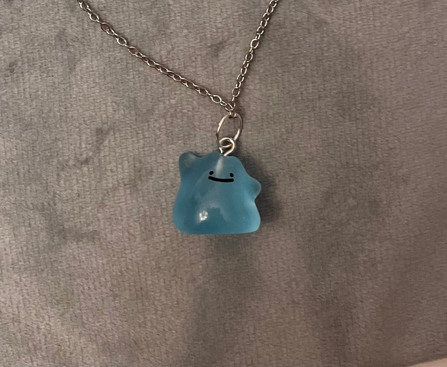 Luminous Ditto Necklace Pokémon Jewelry Ditto Pendant Video Game Necklace for Pokémon Fan Shiny Ditto Luminary Nintendo merch