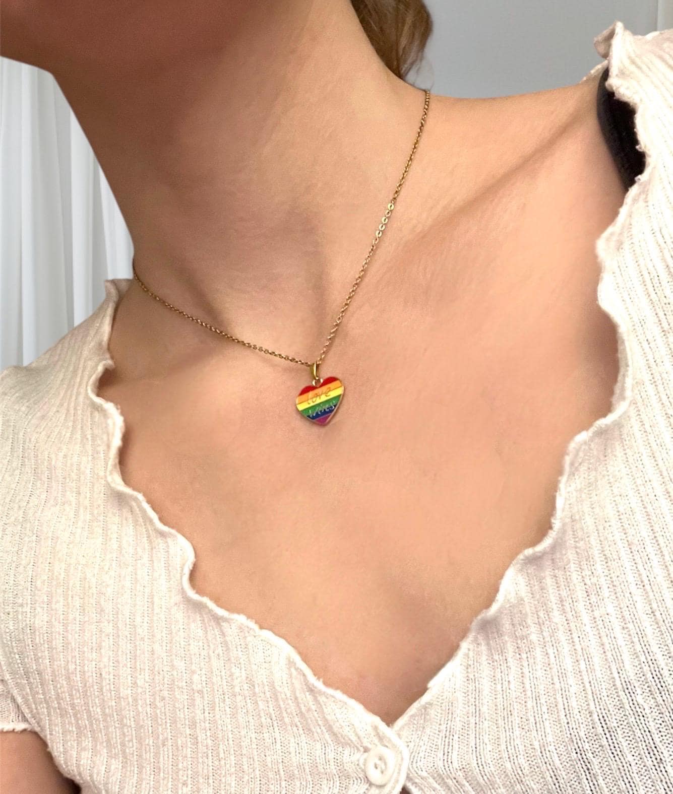 Pride Hjärthalsband Guldimitation halsband med regnbågshjärta i emalj Pride-smycken för Pride-säsongen Merchandise