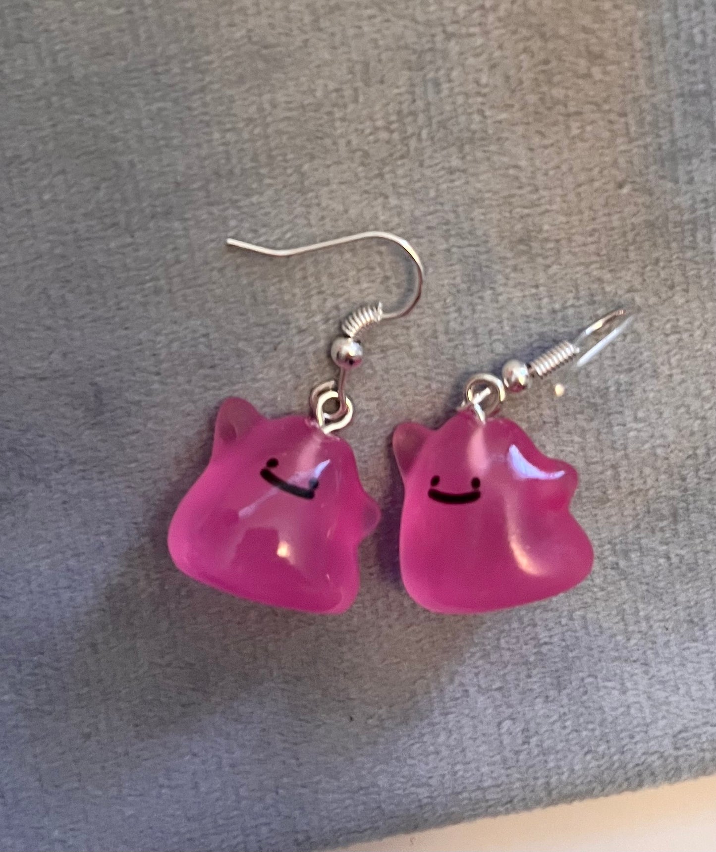 Luminous Ditto Earrings Pokémon Jewelry Gaming Gift for Pokémon Nerd Shiny Ditto Pokopia Drop Dagle Earrings Nintendo Glow in the dark