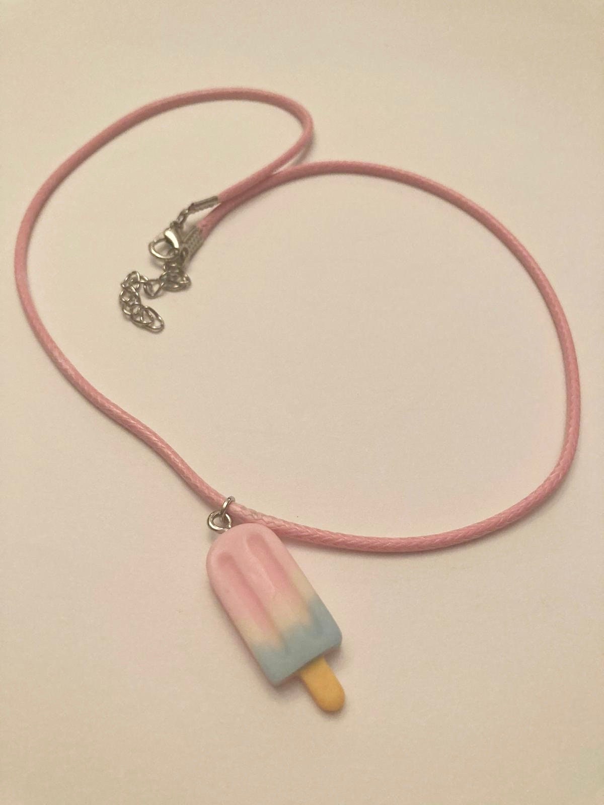Glasshalsband Miniatyr Efterrätt smycken Glassberlock Sött halsband Hänge Sommarsmycken