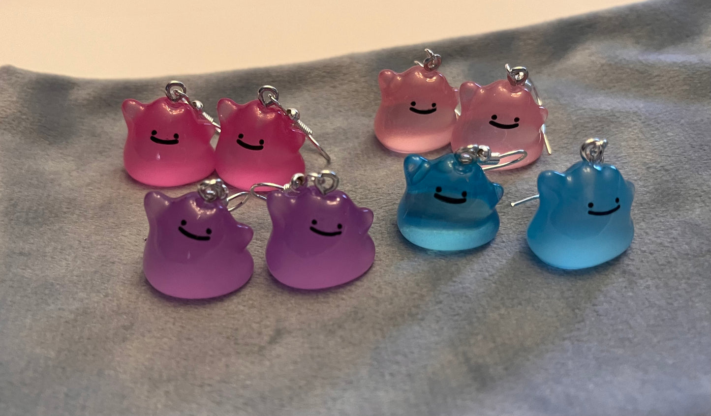 Luminous Ditto Earrings Pokémon Jewelry Gaming Gift for Pokémon Nerd Shiny Ditto Pokopia Drop Dagle Earrings Nintendo Glow in the dark