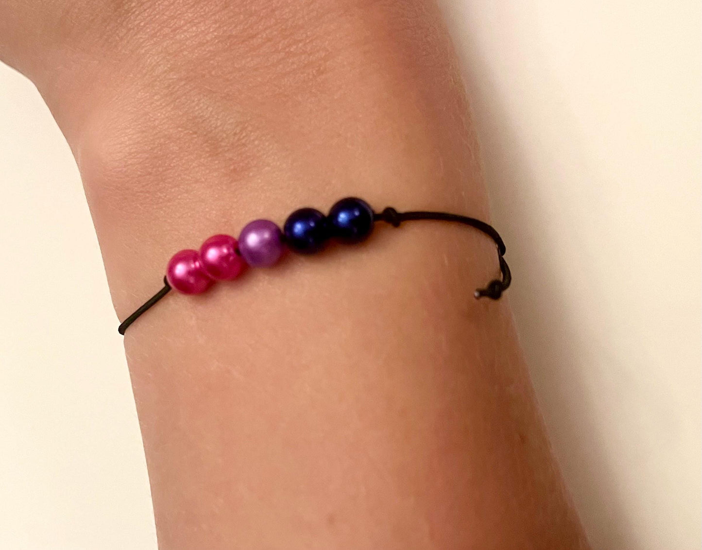 Bisexuell armband med pärlor elastiskt enkelt armband HBTQ+-smycken för Pride-månaden accessoarer