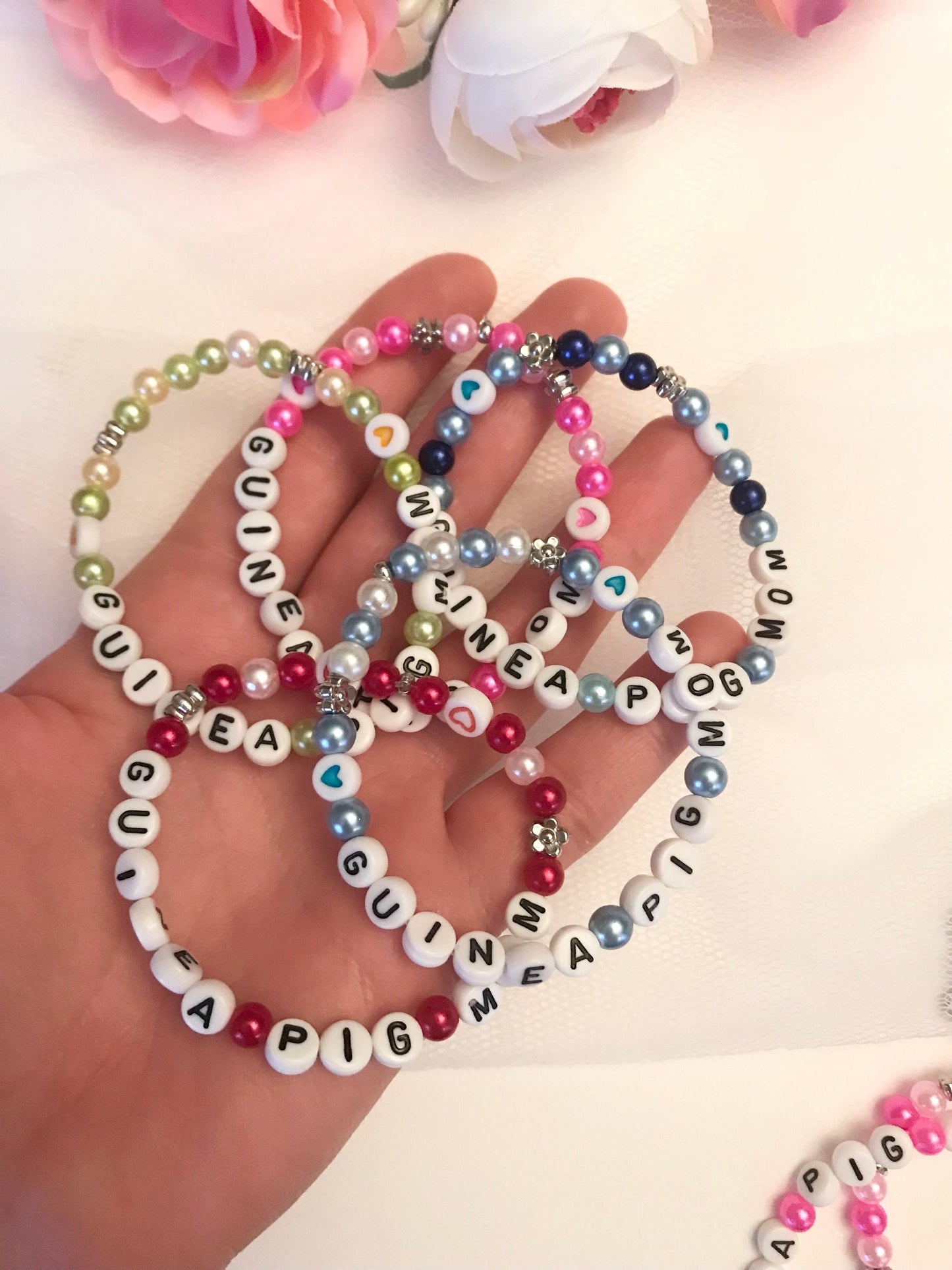 GUINEA PIG MOM Bracelet Beaded Elastic Bracelet Gift for Guinea Pig Owner Handmade Jewelry for Guinea Pig Lover I Love Guinea Pigs