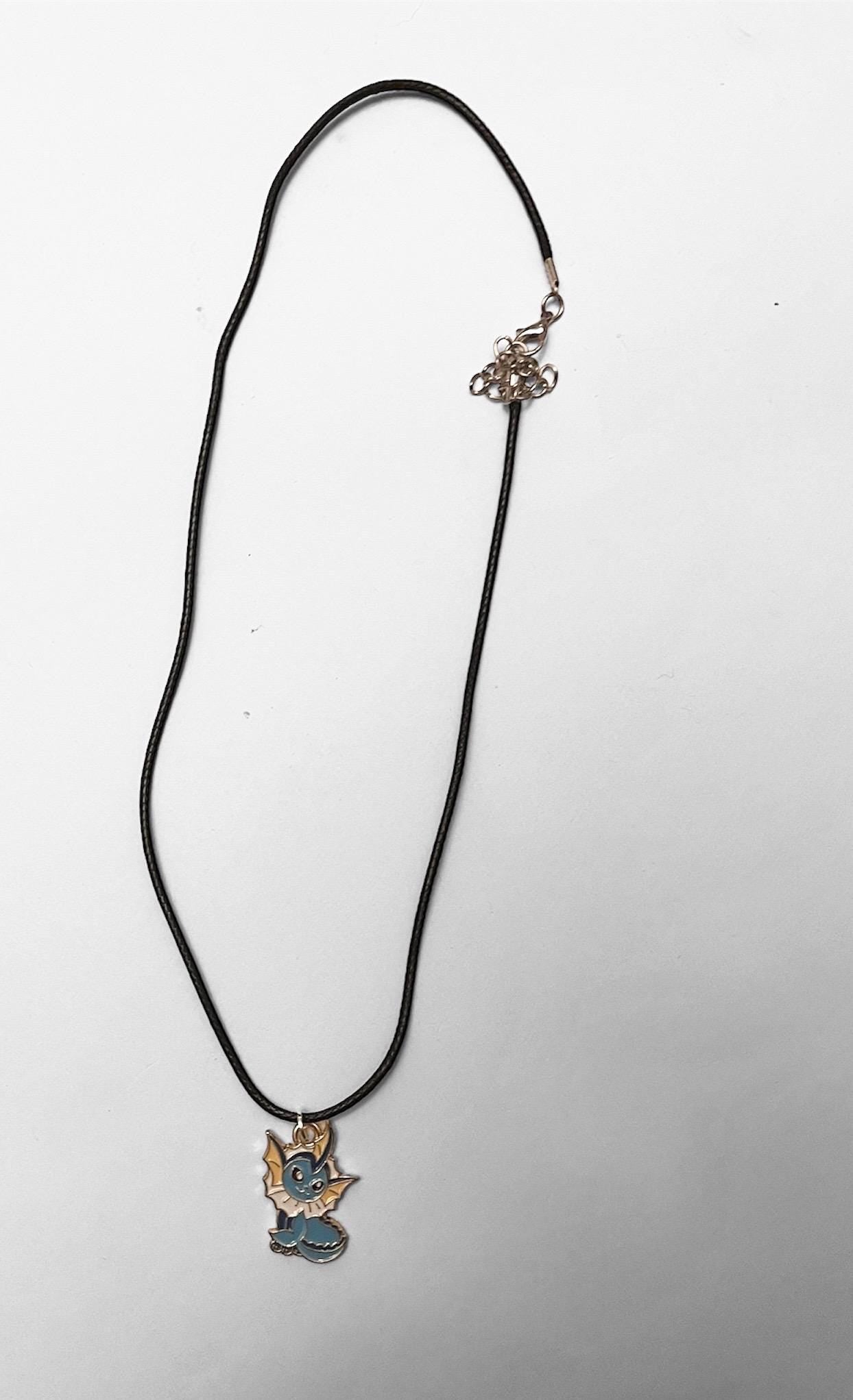 Pokémon Halsband Vaporeon Berlock Nintendo Present för Retro Gamer Smycken Eeveelution Tv-spel Hängsmycke