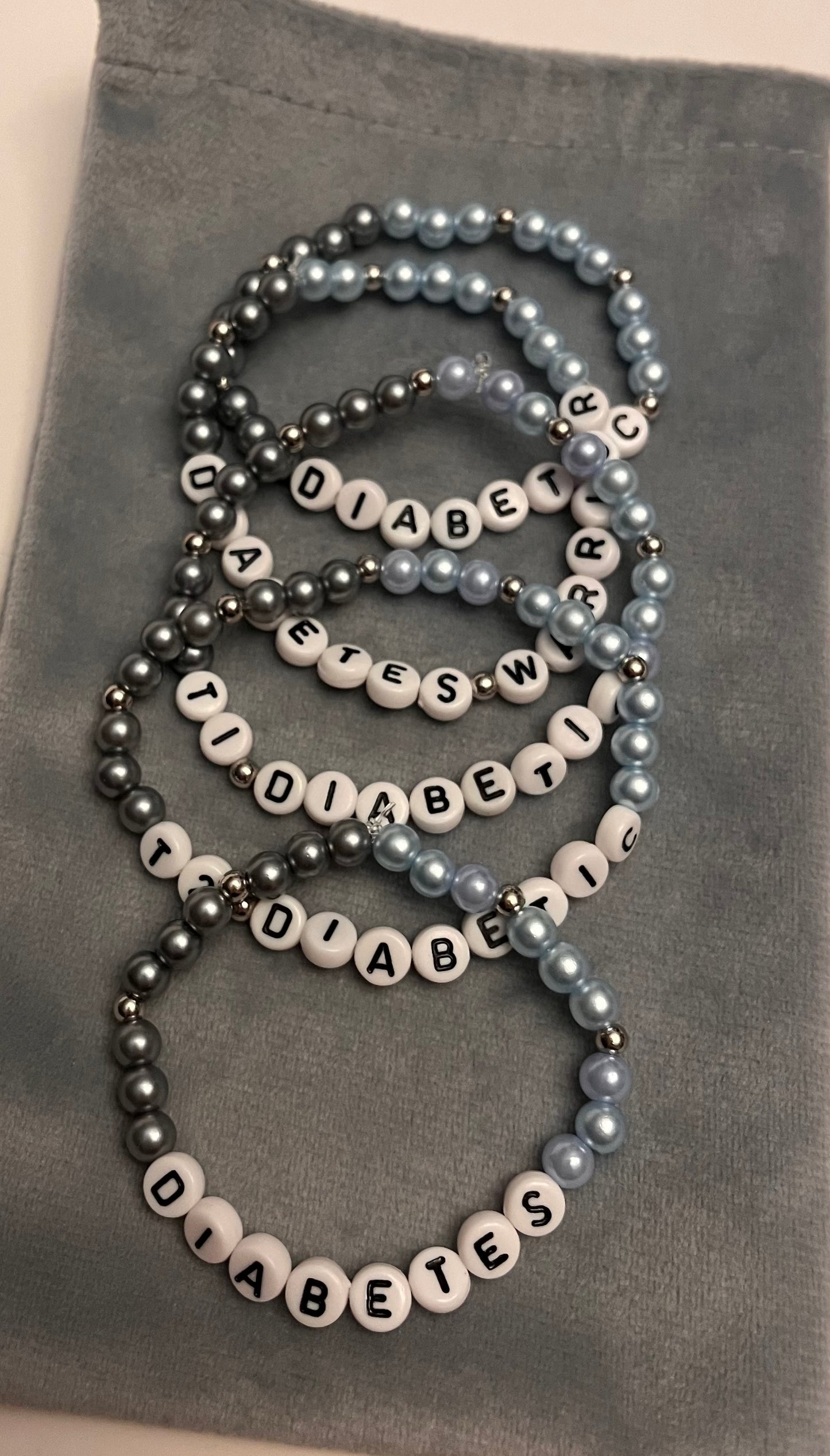 Diabetes Bracelet Diabetic Beaded Bracelet for Diabetes Awareness Elastic Bracelet Diabetes Jewelry
