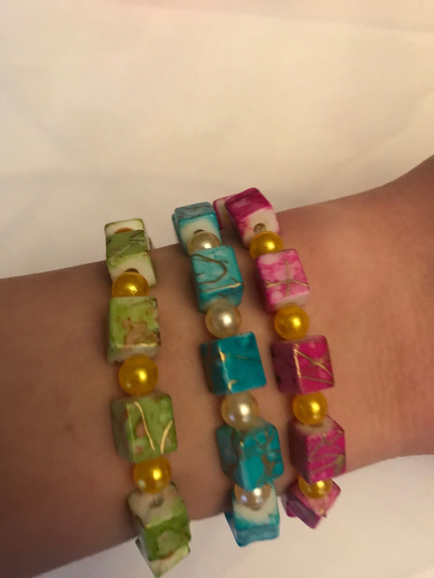 Kubpärlor armband Snygga smycken Handgjord present  Kubarmband