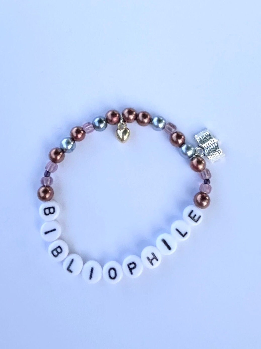 BIBLIOPHILE Armband för bokälskare Present för läsare Handgjorda smycken med bokberlock Armband bok 