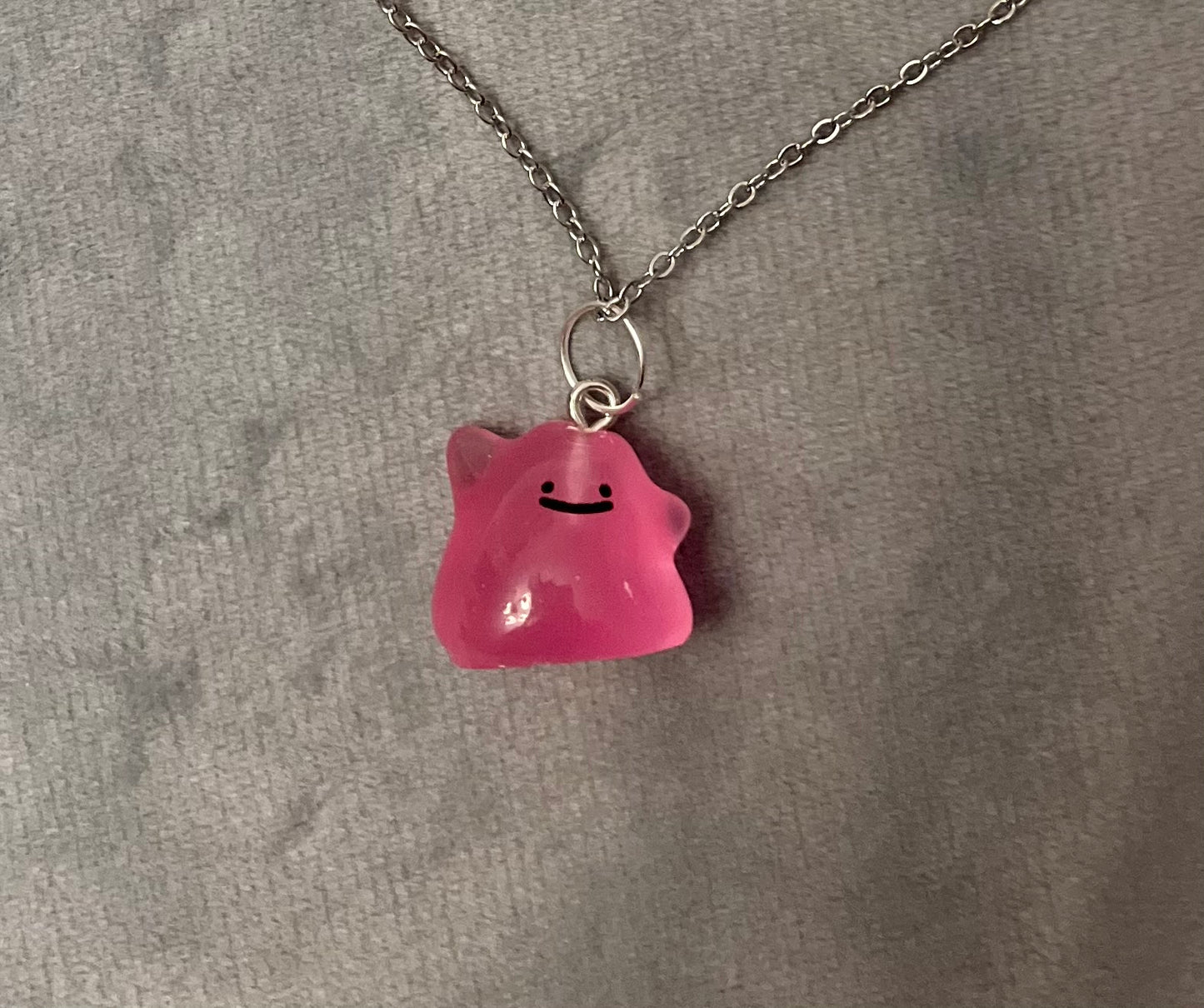 Luminous Ditto Necklace Pokémon Jewelry Ditto Pendant Video Game Necklace for Pokémon Fan Shiny Ditto Luminary Nintendo merch