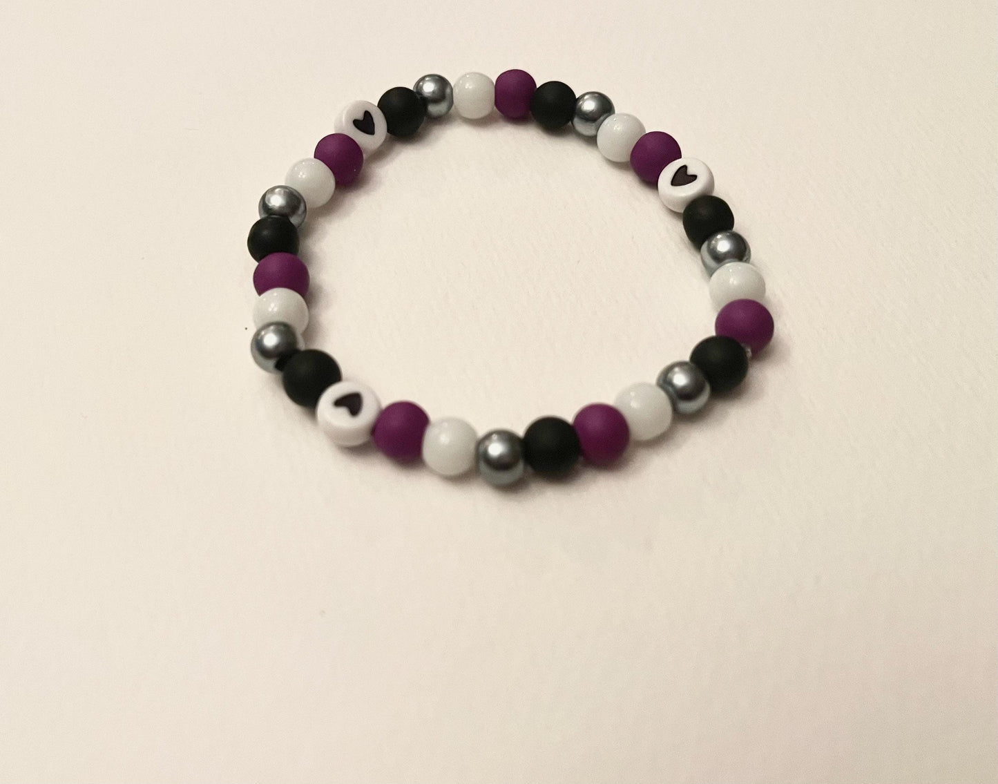 Armband Asexuell Pärlarmband med hjärtan för Pride-säsongen HBTQ+ smycken Asexuella flaggan
