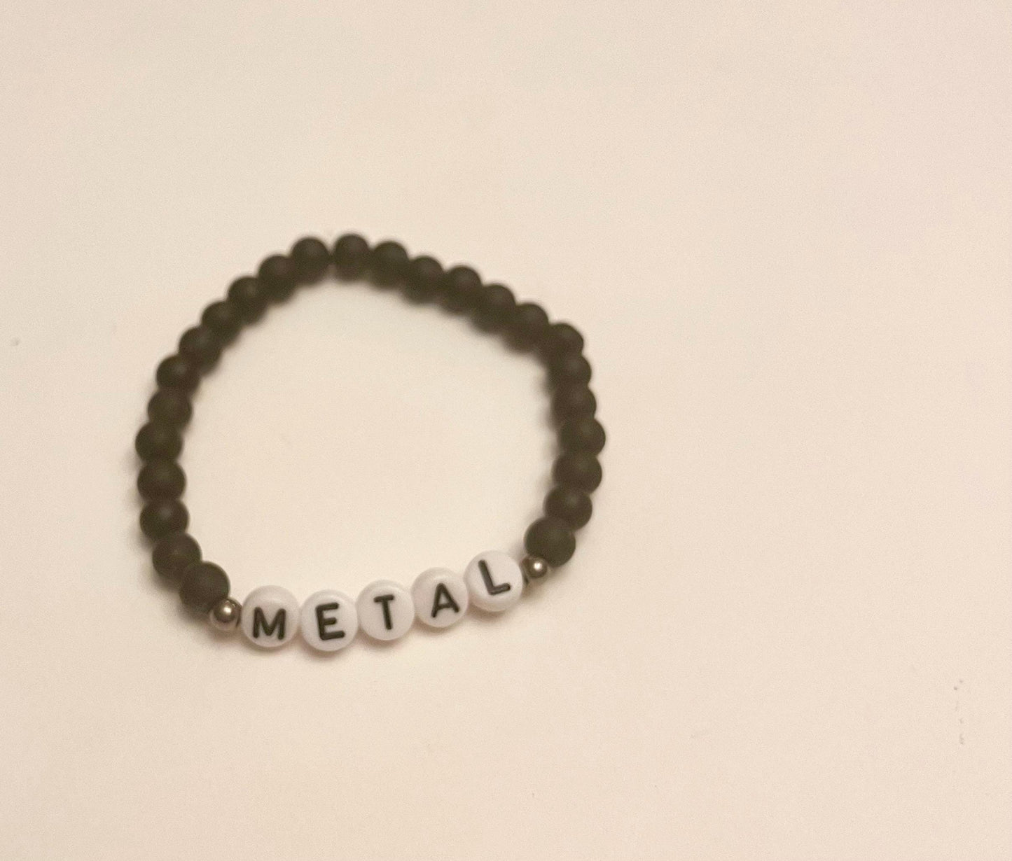 Metal armband Metalhead smycke för metalälskare Present till metalfan Svart armband Metal musik merchandise