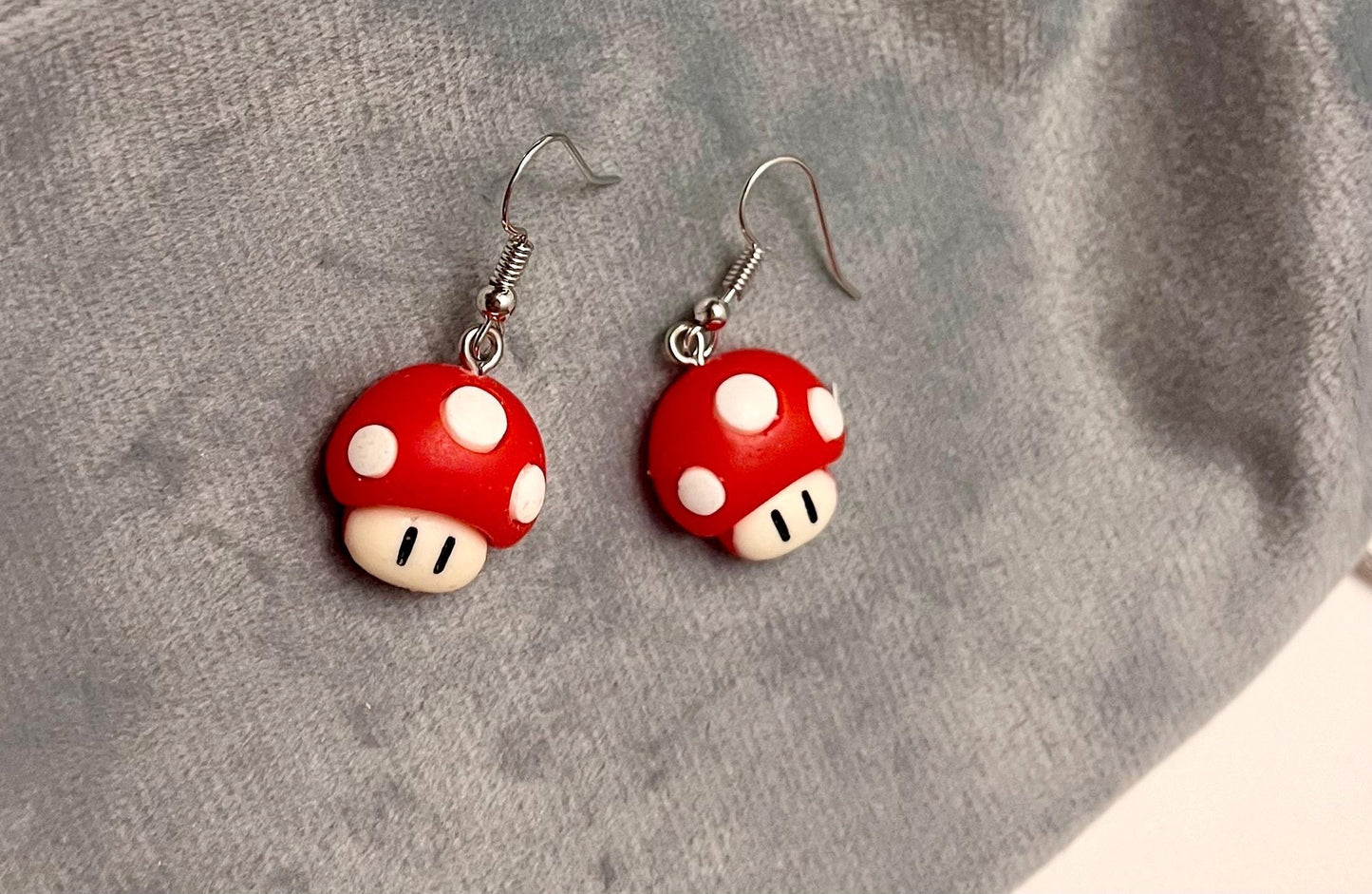 Super Mario Mushroom Örhängen Videospelsmycken Retro Gaming Present till Gamer Super Mushroom Örhängen Droppörhängen Super Mushroom Berlock