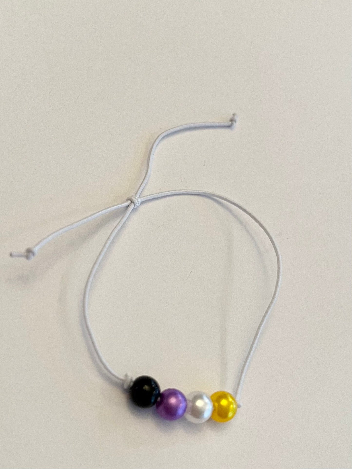 Icke binär armband pärlor LGBTQ+ smycken pride accessoarer