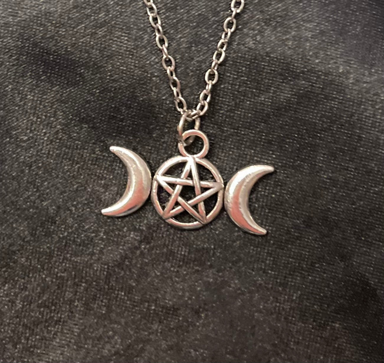 Triple Moon Necklace Wicca Gift Pagan Pendant Star Silver Imitation Crescent Moon Godess Jewelry Pentacle and Moons