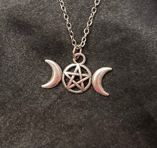 Triple Moon Necklace Wicca Gift Pagan Pendant Star Silver Imitation Crescent Moon Godess Jewelry Pentacle and Moons