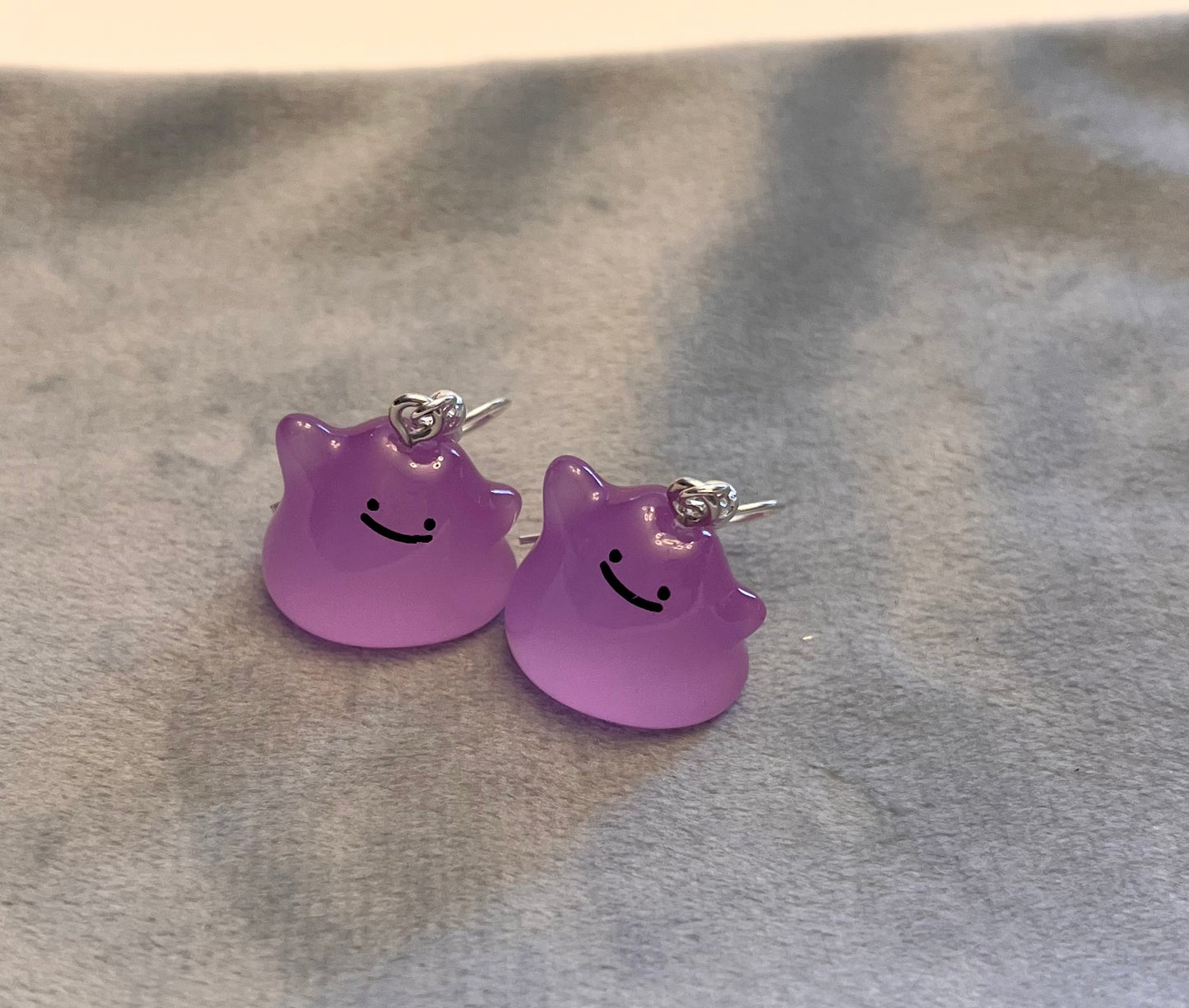 Luminous Ditto Earrings Pokémon Jewelry Gaming Gift for Pokémon Nerd Shiny Ditto Pokopia Drop Dagle Earrings Nintendo Glow in the dark