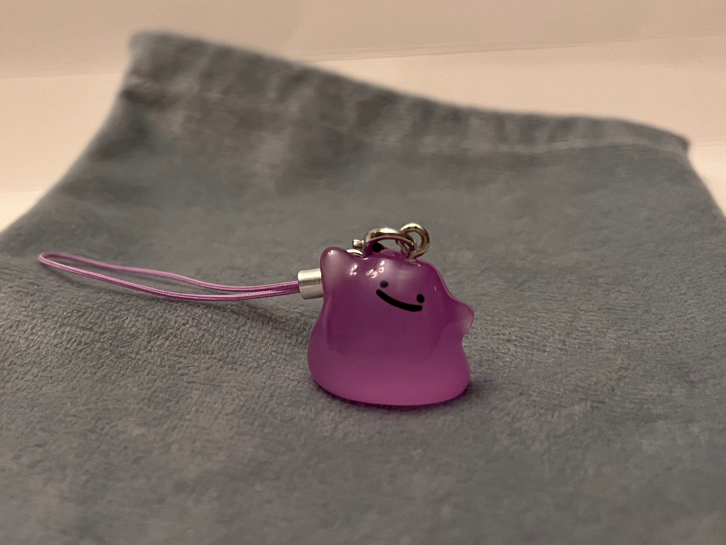 Luminous Ditto Phone Charm Pokémon Jewelry Ditto Keychain Pokémon Shiny Ditto Phonestrap for Pokémon Fan Gift