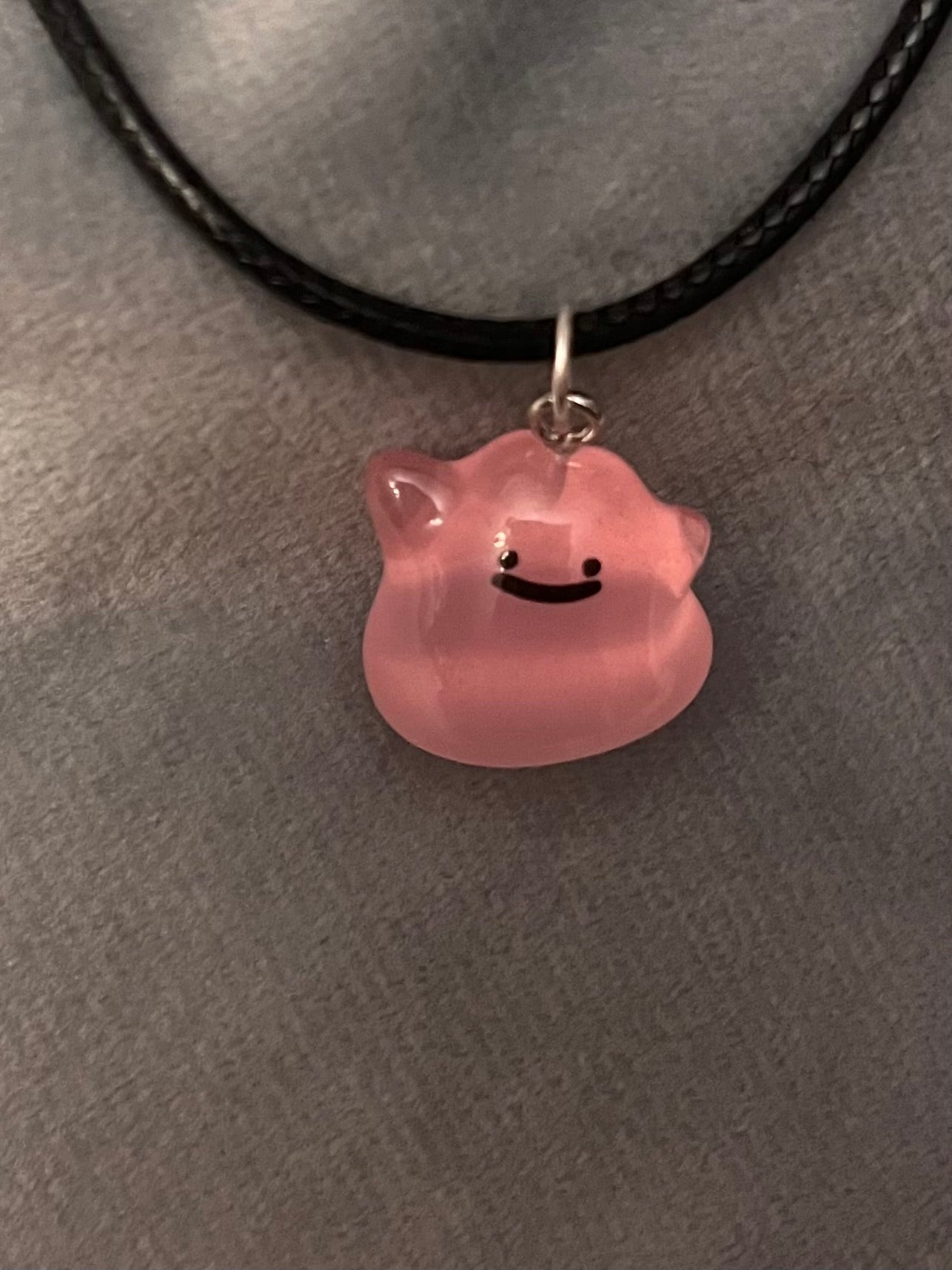 Ditto Halsband Pokemon Smycke Ditto Berlock Tv-spel Halsband för Pokemon-fan Shiny Ditto Pokopia Nintendo merch