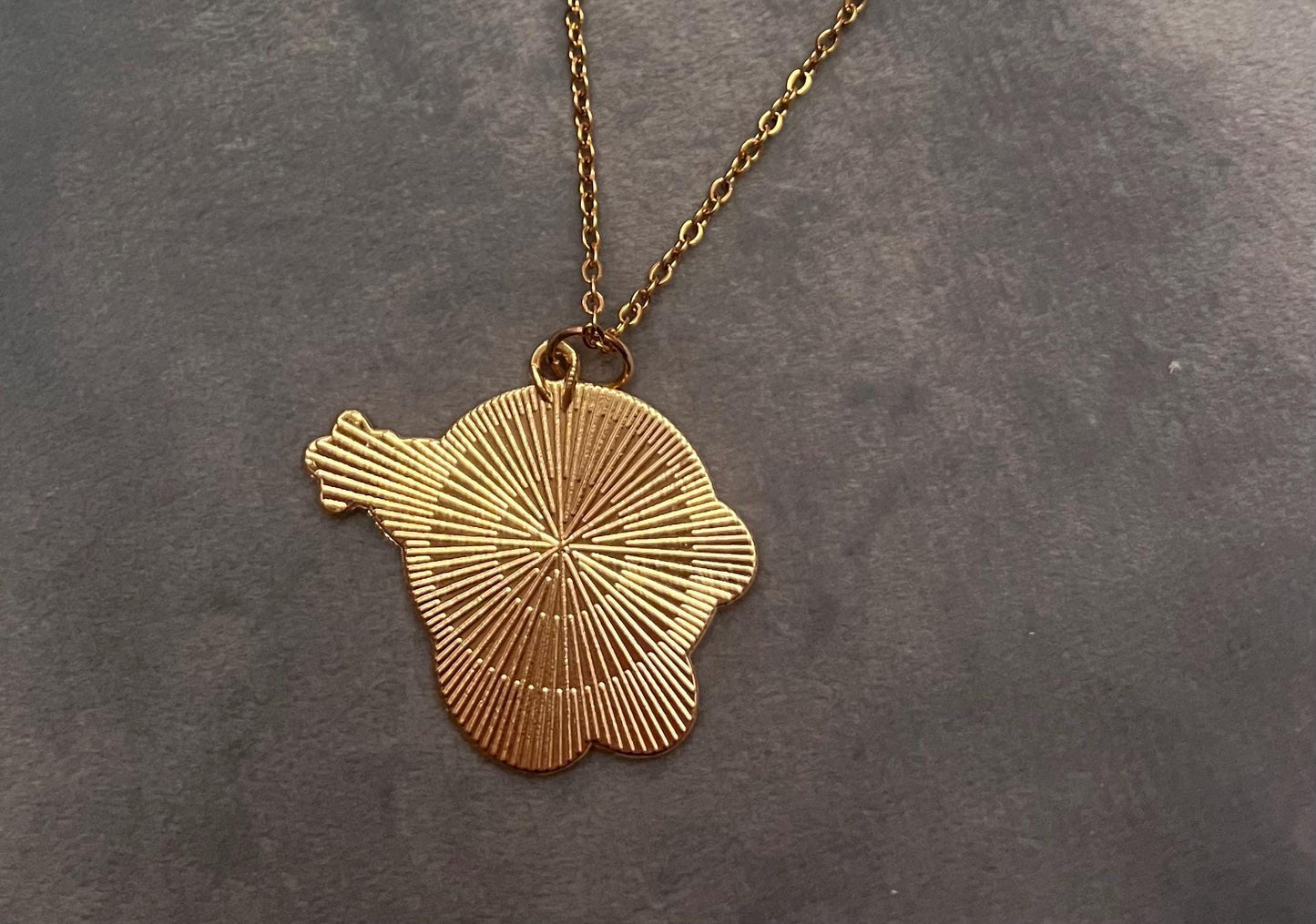 Nintendo Kirby Halsband för Retro Gamer Present Tv-spel Smycken Kirby Berlock Nintendo Hängsmycke Kirby Smycken Guld Halsband