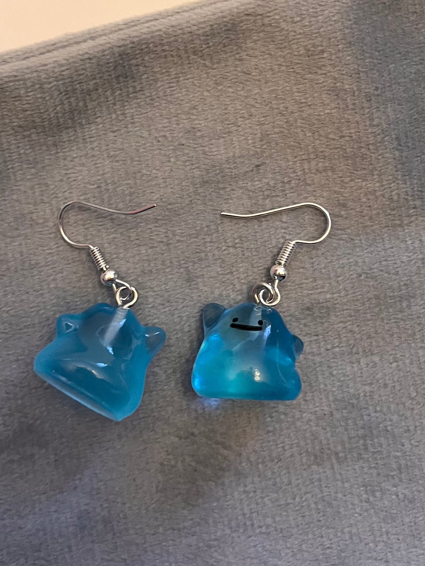 Luminous Ditto Earrings Pokémon Jewelry Gaming Gift for Pokémon Nerd Shiny Ditto Pokopia Drop Dagle Earrings Nintendo Glow in the dark