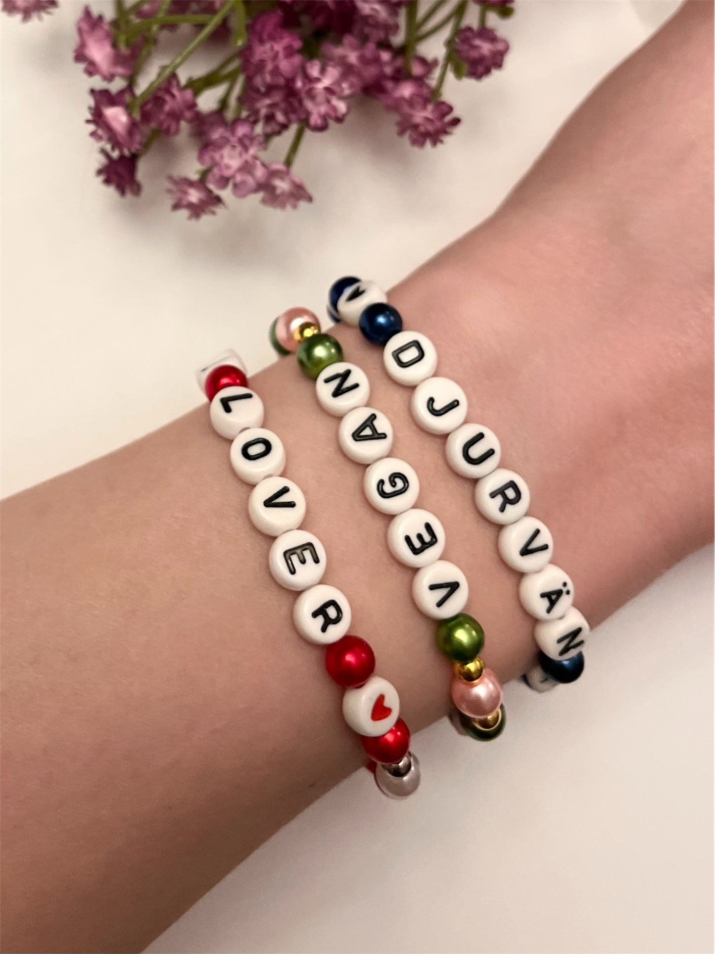 Vegan armband pärlat armband Djurvän handgjorda smycken med bokstäver Present till aktivist  