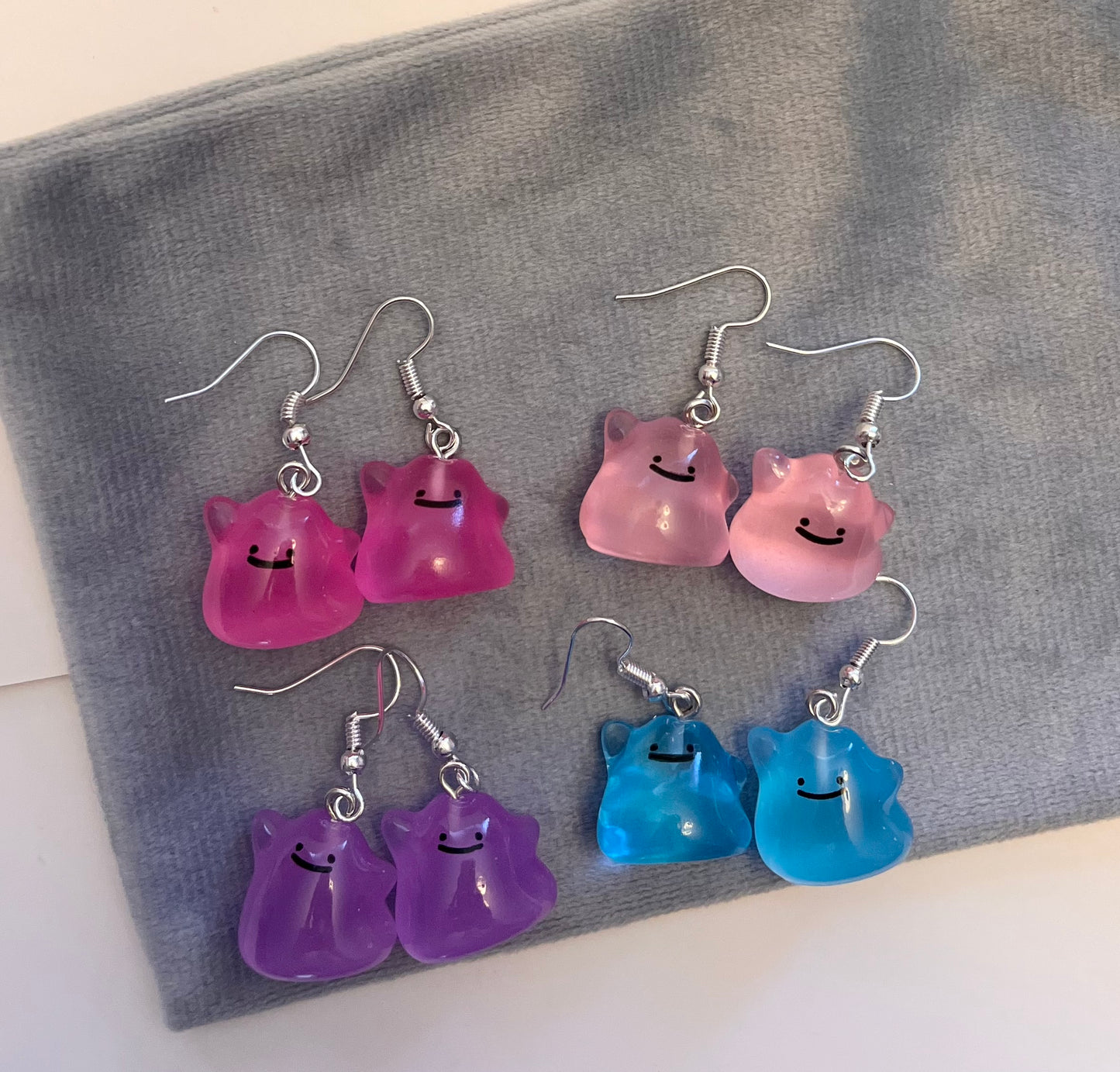 Luminous Ditto Earrings Pokémon Jewelry Gaming Gift for Pokémon Nerd Shiny Ditto Pokopia Drop Dagle Earrings Nintendo Glow in the dark