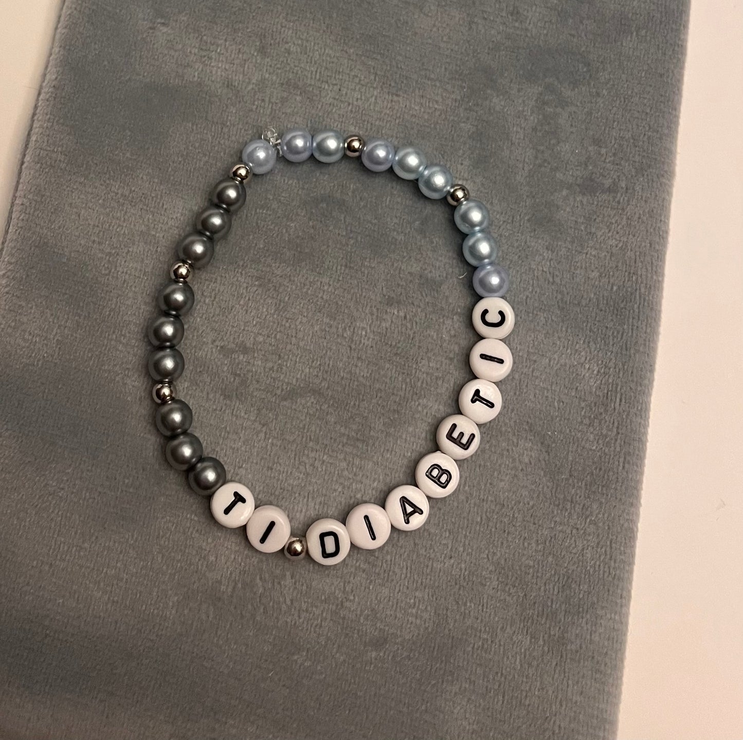 Diabetes Bracelet Diabetic Beaded Bracelet for Diabetes Awareness Elastic Bracelet Diabetes Jewelry
