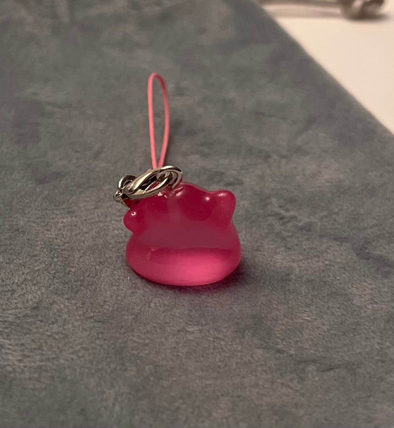Luminous Ditto Phone Charm Pokémon Jewelry Ditto Keychain Pokémon Shiny Ditto Phonestrap for Pokémon Fan Gift