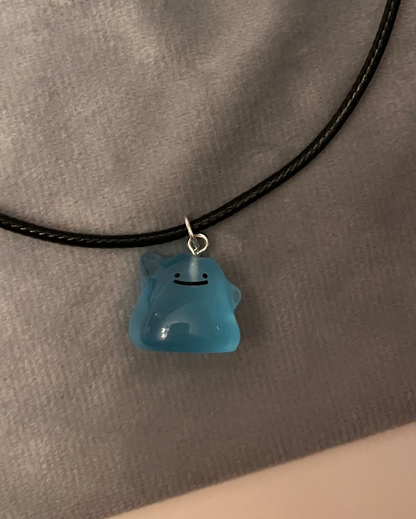 Ditto Halsband Pokemon Smycke Ditto Berlock Tv-spel Halsband för Pokemon-fan Shiny Ditto Pokopia Nintendo merch