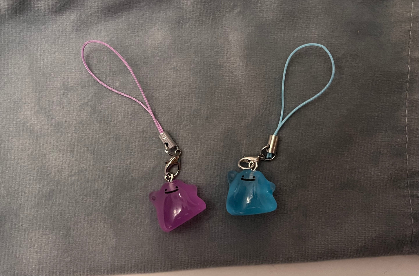 Luminous Ditto Phone Charm Pokémon Jewelry Ditto Keychain Pokémon Shiny Ditto Phonestrap for Pokémon Fan Gift