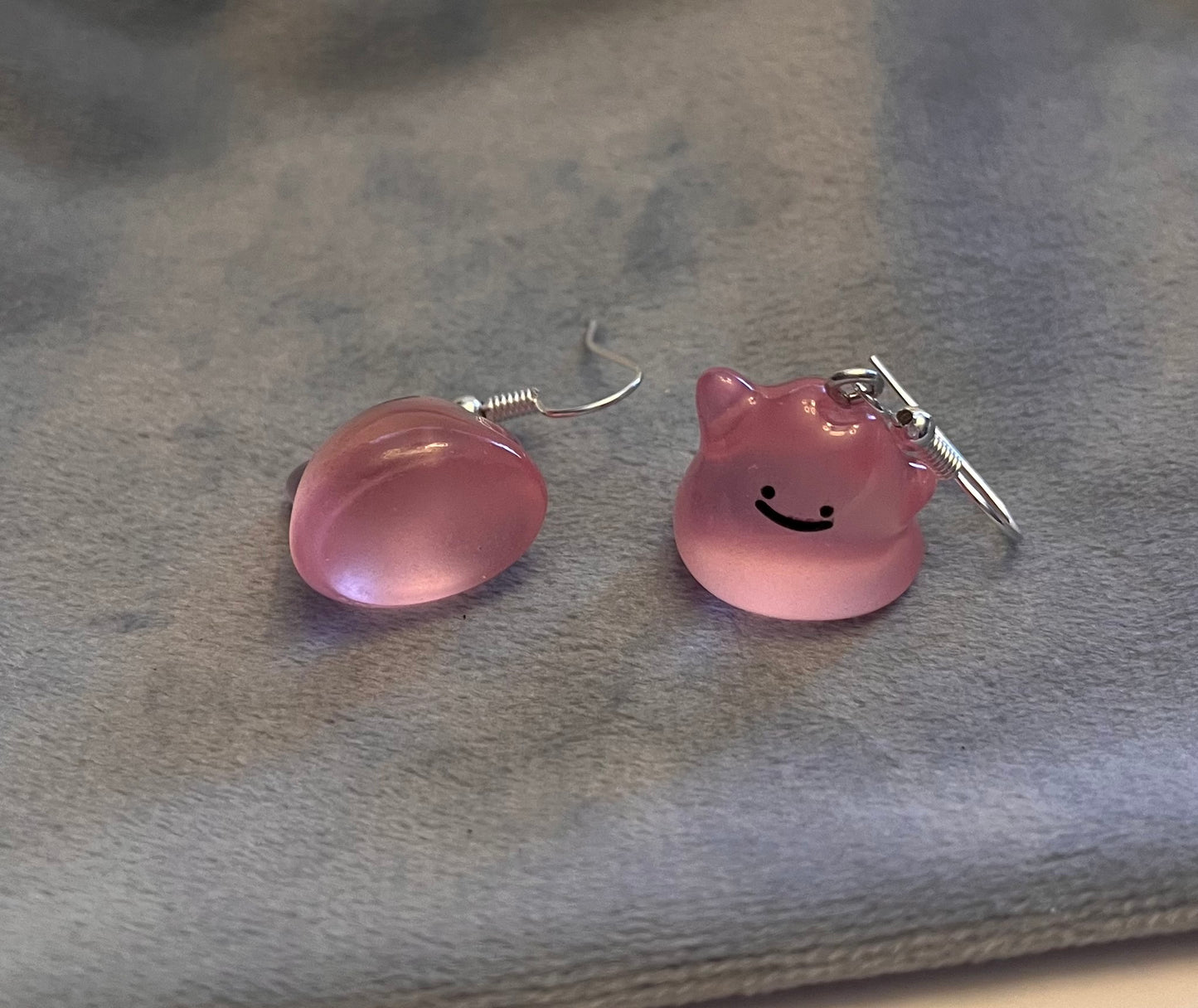 Luminous Ditto Earrings Pokémon Jewelry Gaming Gift for Pokémon Nerd Shiny Ditto Pokopia Drop Dagle Earrings Nintendo Glow in the dark