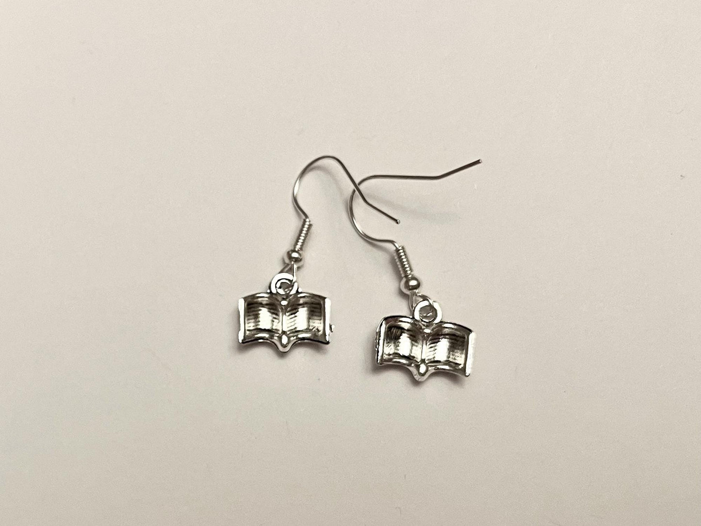 Örhängen böcker silver imitation Bokörhängen Öppen bok present till bokälskare Smycken Bibliofil gåva för läsare Bokhänge