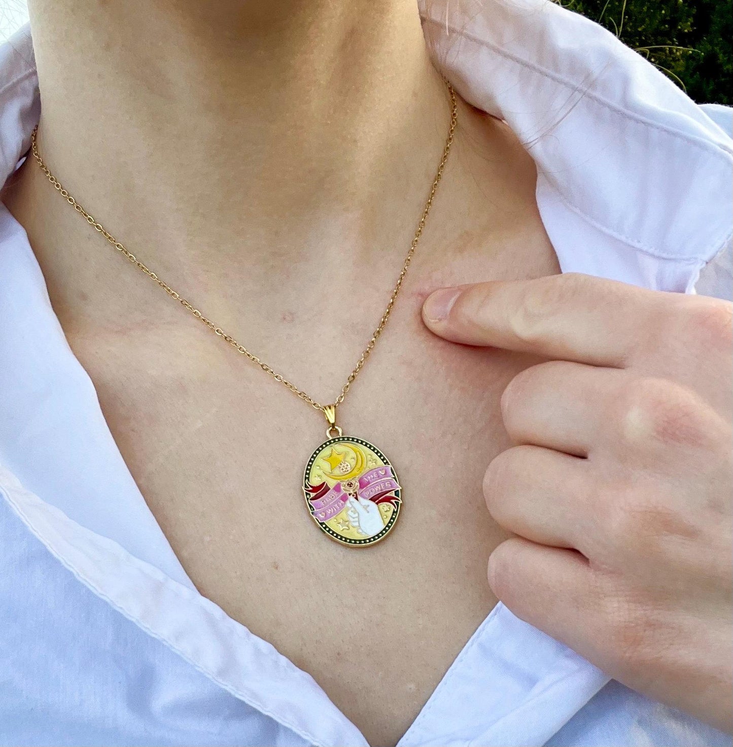 Sailor Moon Halsband Babe With The Power Anime Smycke Present till Sailor Moon-fan Sailor Moon Merchandise Guldimitation halsband Sailor Moon