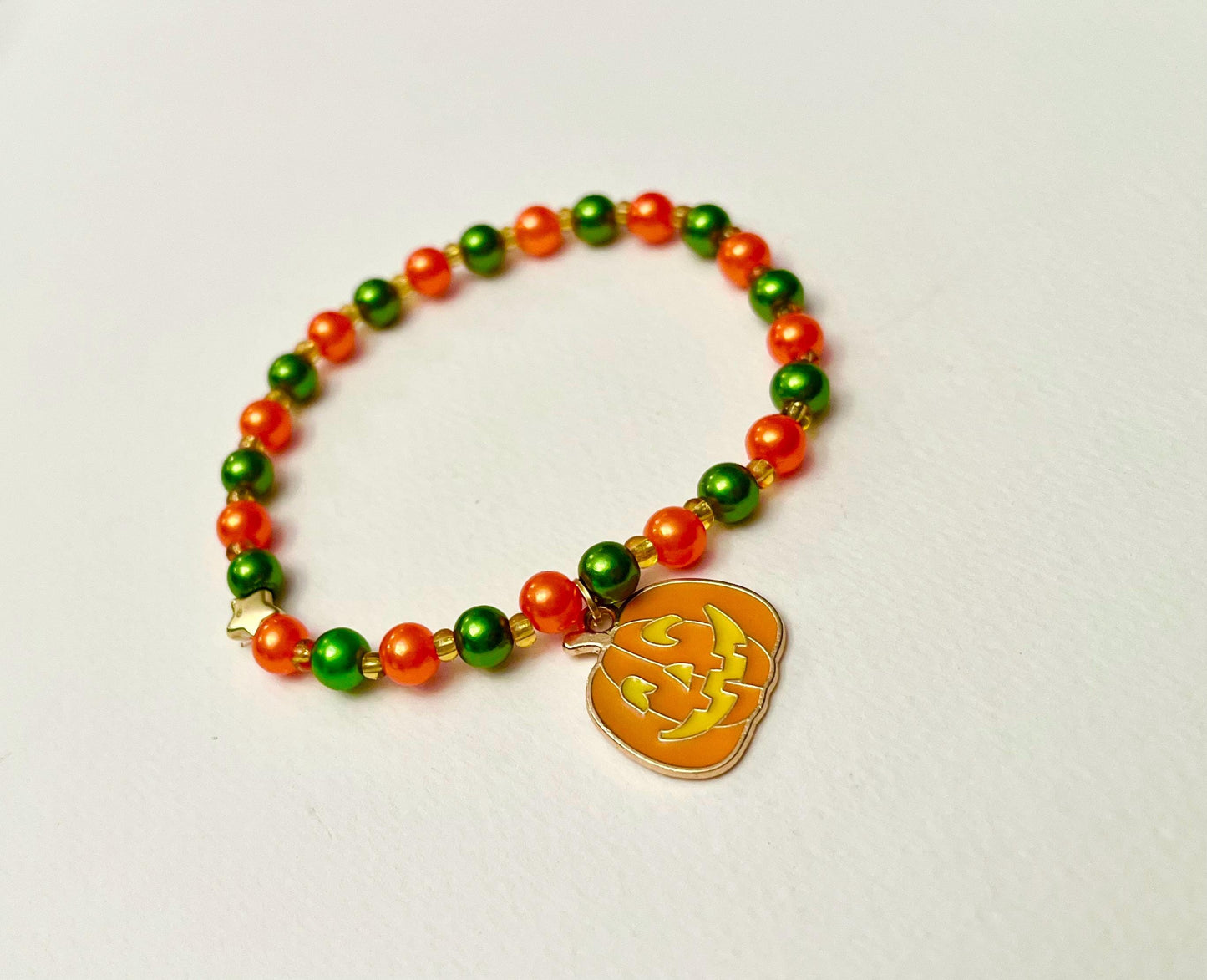 Halloween armband Pumpa berlock Halloween Elastiskt armband Halloweenfest smycken