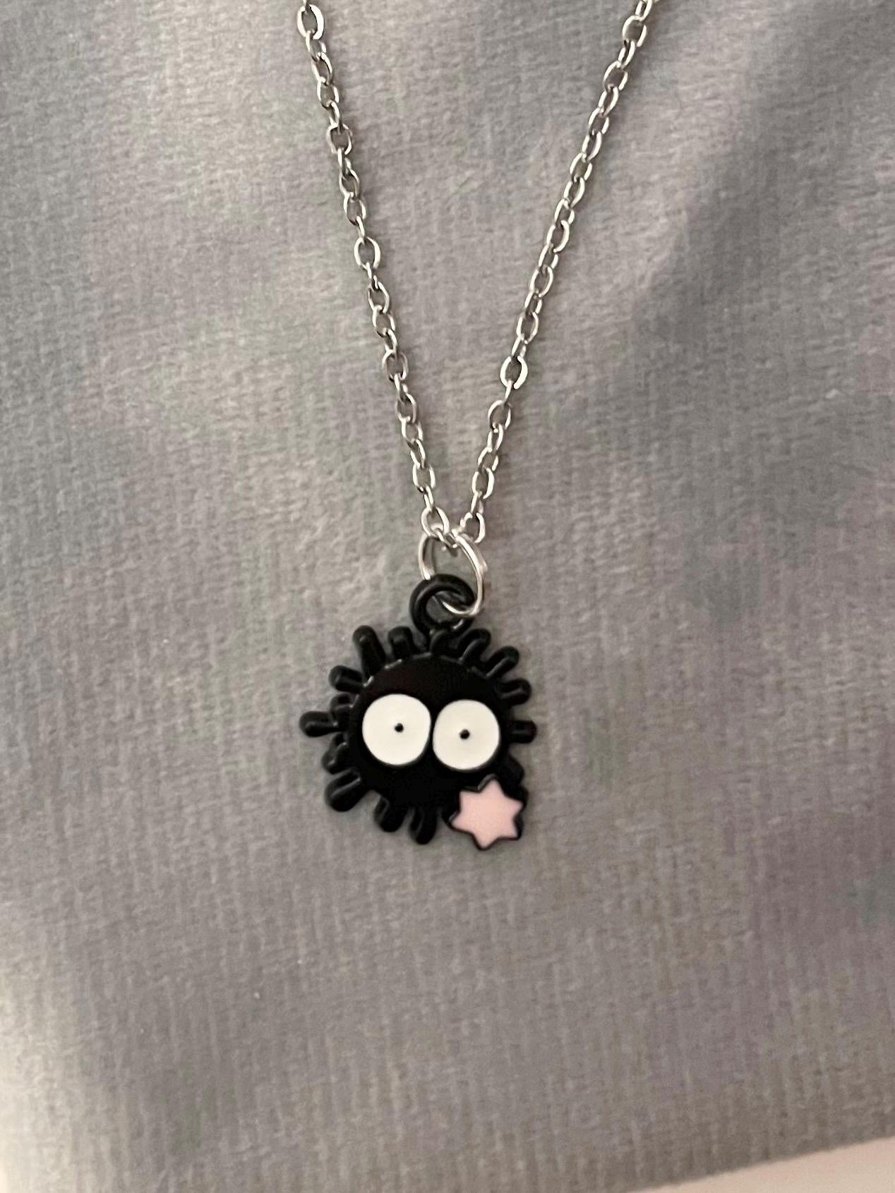 Susuwatari Halsband Studio Ghibli Halsband Black Soot Sprite Smycken Makkuro Kuroske Konpeitou Halsband för Ghibli-älskare Present Söt Ghibli