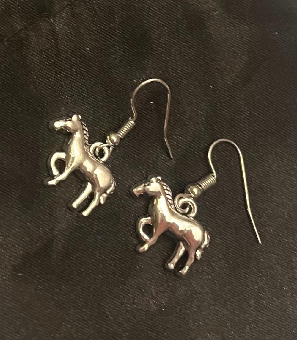 Horse Earrings Silver Imitation Minimalistic Jewelry for Horse Lover Gift Animal Earrings Stainless Steel