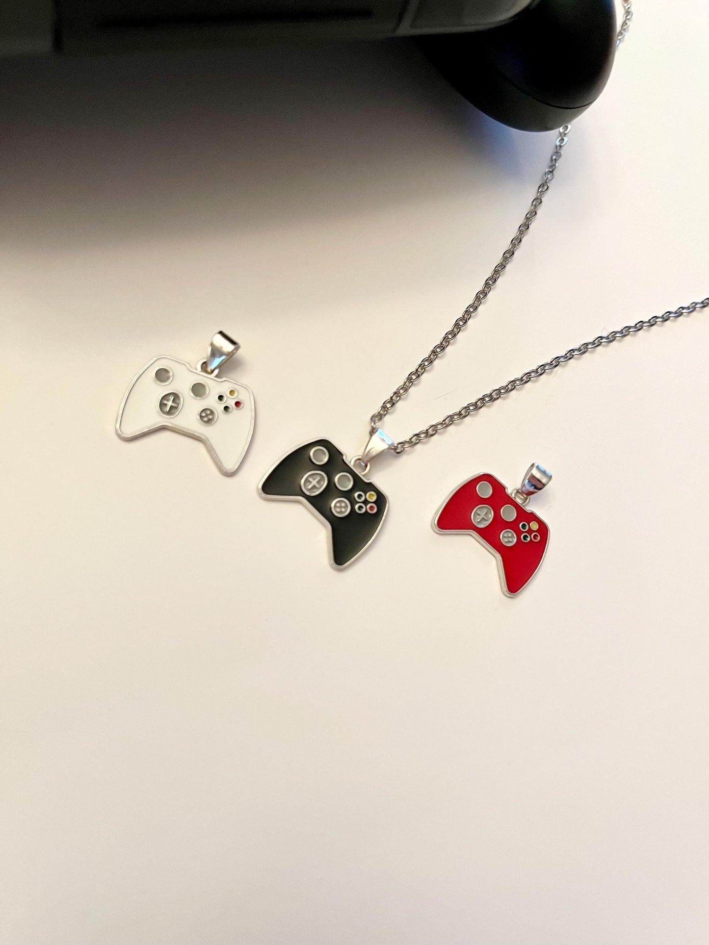 Spelkontroll halsband för gamer Present Tv-spel smycke Handkontroll berlock Spelhalsband Rostfritt stål