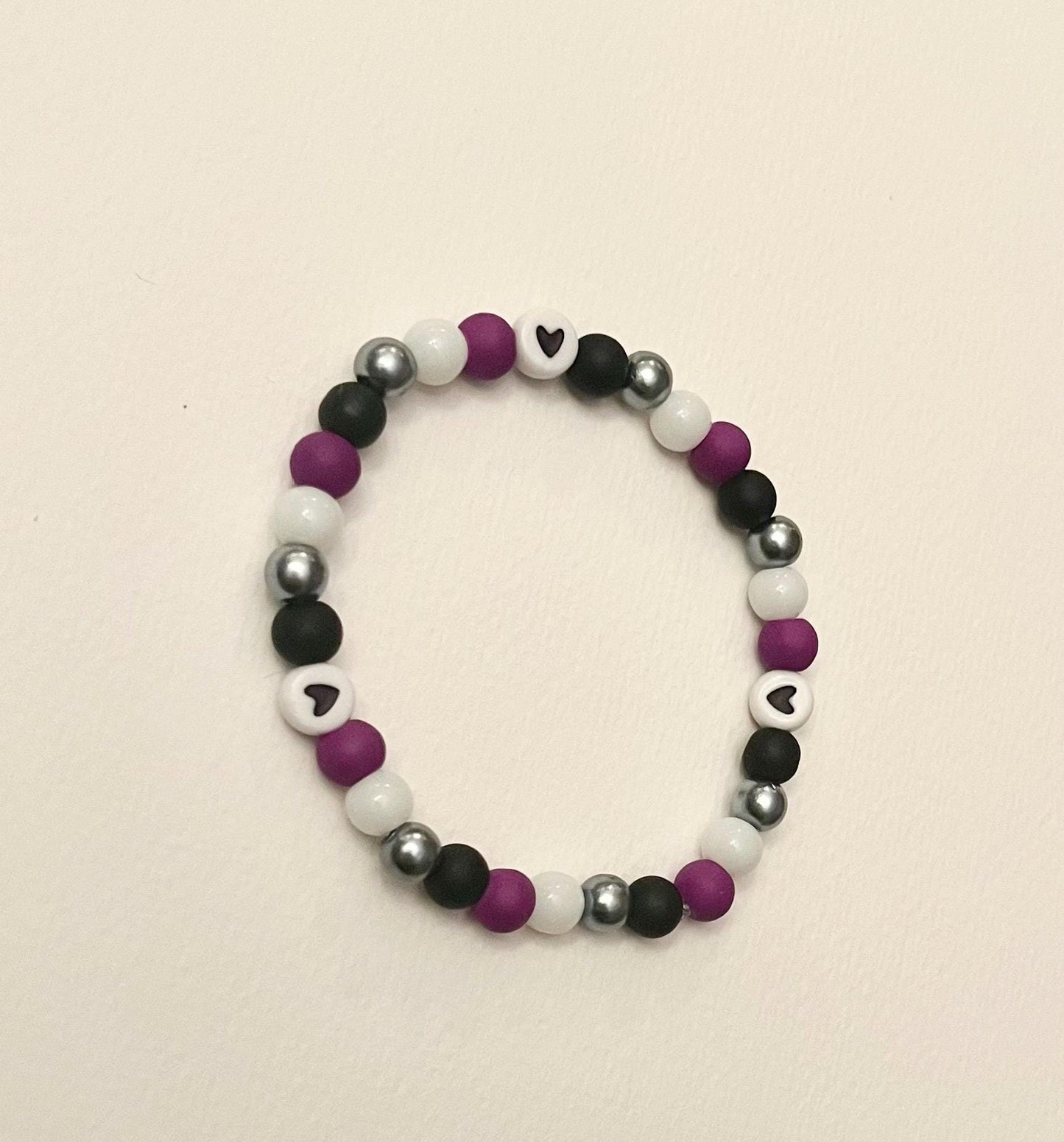 Armband Asexuell Pärlarmband med hjärtan för Pride-säsongen HBTQ+ smycken Asexuella flaggan